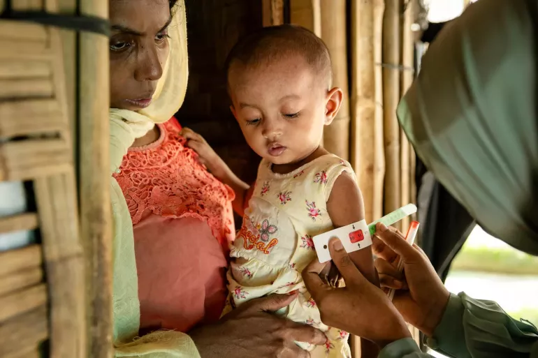 Rohingya kadınları ve çocukları