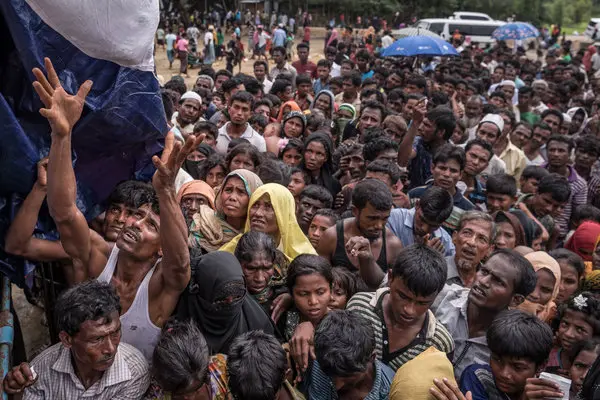 Rohingya toplulukları için insani yardım